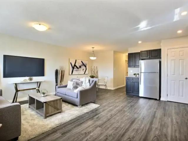 For Rent 3 Bedroom Apartment Regina SK DS106031310
