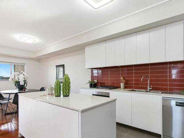 For Rent 3 Bedroom Apartment Rouse Hill, DS105863323