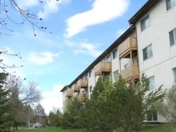 For Rent 3 Bedroom Apartment St. Paul AB DS102951062