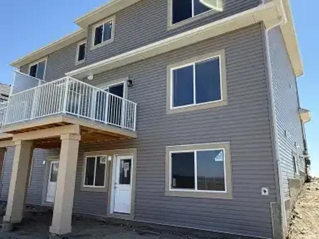 For Rent 3 Bedroom Apartment Strathmore AB DS104181840