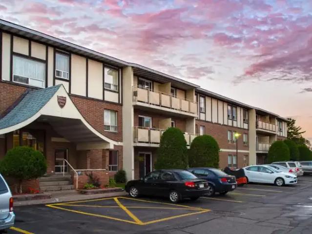 For Rent 3 Bedroom Apartment Sault Ste. Marie ON DLS105248701