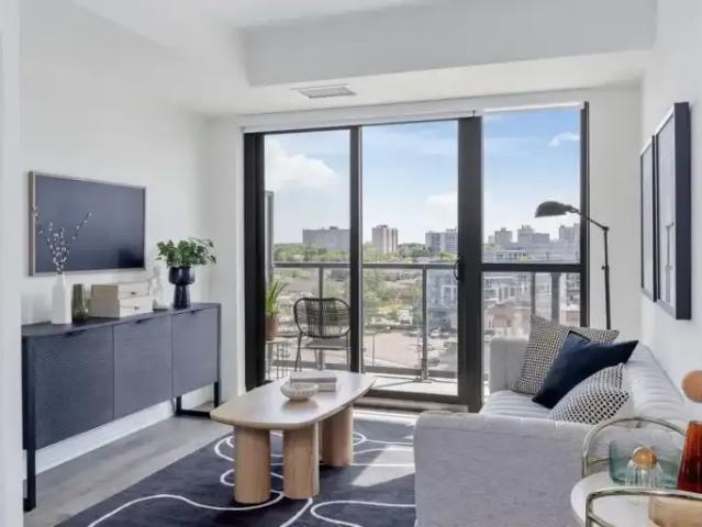 For Rent 3 Bedroom Apartment Toronto ON DS103611294