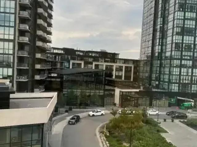 For Rent 3 Bedroom Apartment Vaughan ON DS104470869