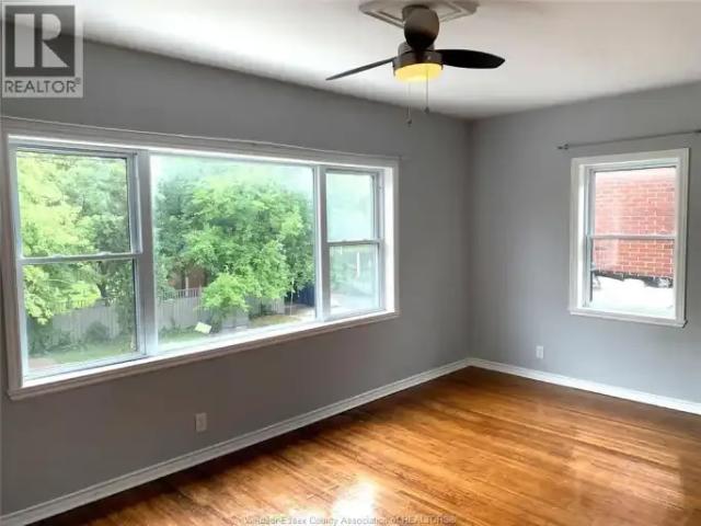 For Rent 3 Bedroom Apartment Windsor ON DS105360062