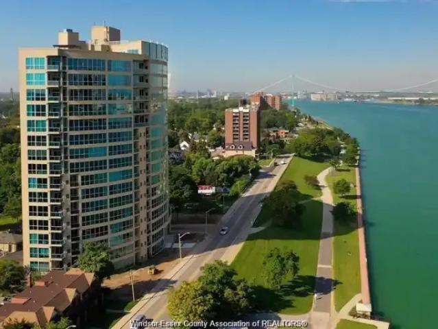 For Rent 3 Bedroom Apartment Windsor ON DS105360068