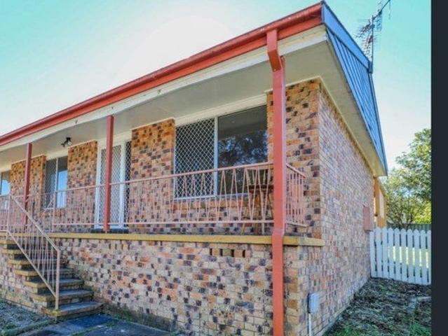 For Rent 3 Bedroom Brick Home