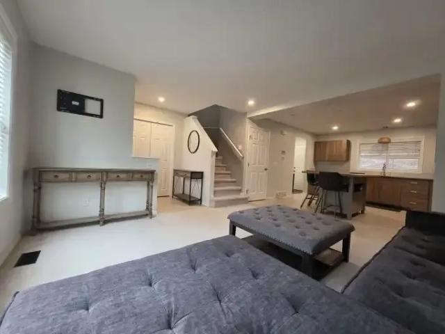 For Rent 3 Bedroom House Cochrane AB DS105467202