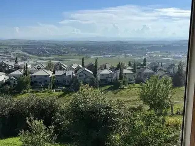 For Rent 3 Bedroom House Cochrane AB DS105226496