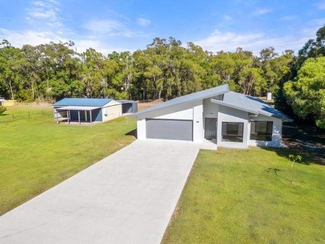 For Rent 3 Bedroom House COONARR QLD DS104950843