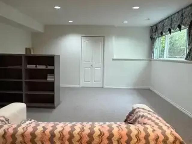 For Rent 3 Bedroom House Coquitlam BC DS104681993