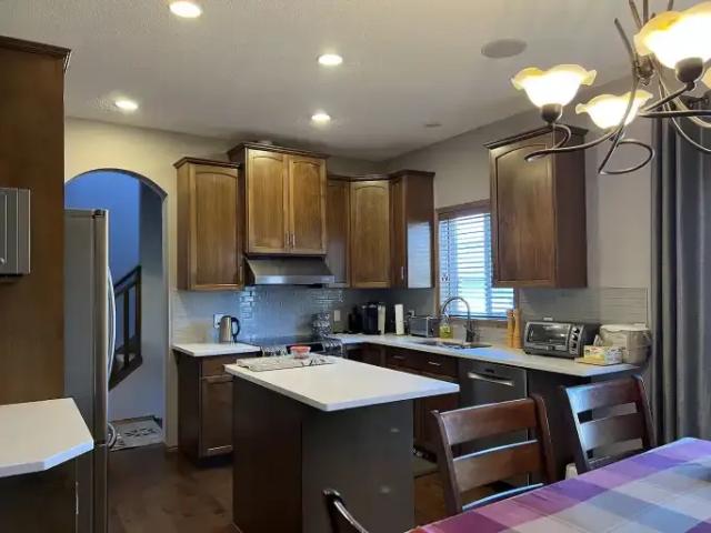 For Rent 3 Bedroom House Calgary AB DLS104597591