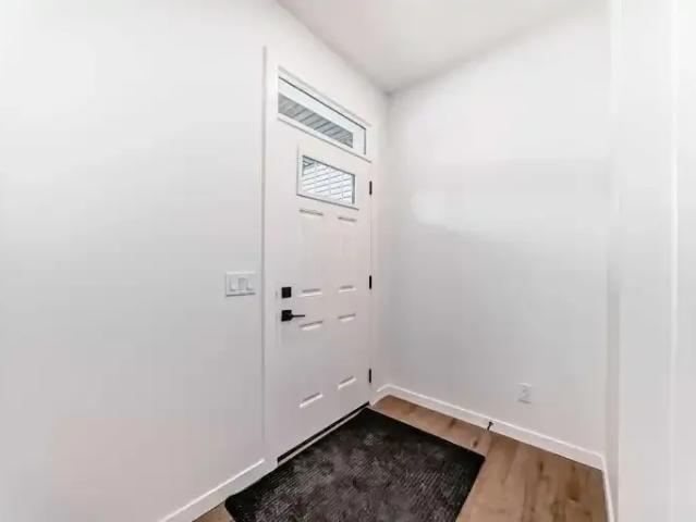 For Rent 3 Bedroom House Calgary AB DLS105821839