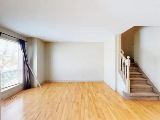 For Rent 3 Bedroom House Calgary AB DS102847096