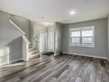 For Rent 3 Bedroom House Calgary AB DS103379726