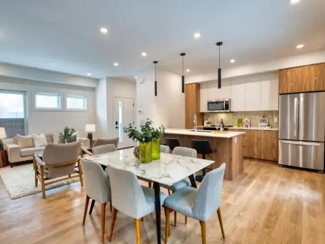 For Rent 3 Bedroom House Calgary AB DS103594263