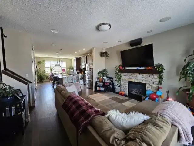 For Rent 3 Bedroom House Calgary AB DS104180647