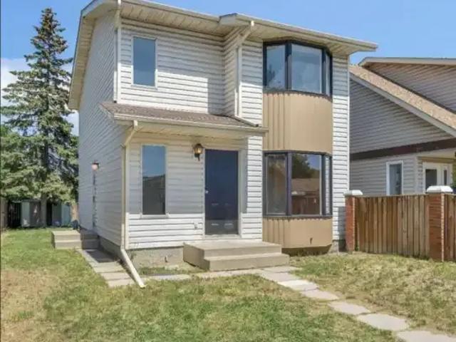 For Rent 3 Bedroom House Calgary AB DS104470045