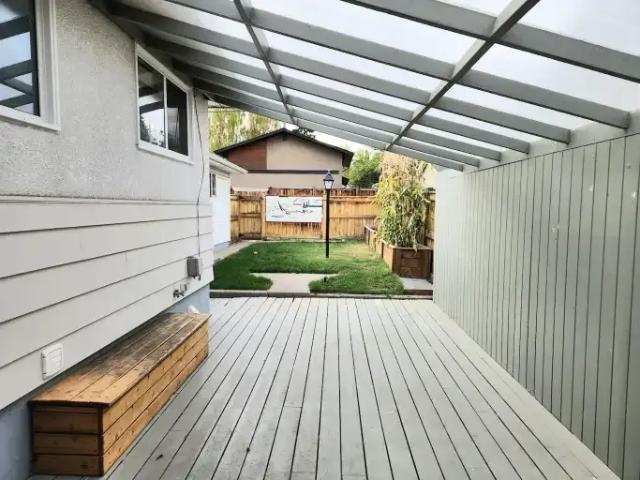 For Rent 3 Bedroom House Calgary AB DS104433936