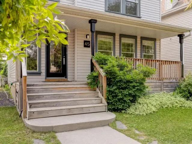 For Rent 3 Bedroom House Calgary AB DS104598341
