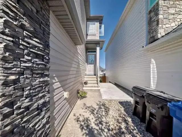 For Rent 3 Bedroom House Calgary AB DS104985387