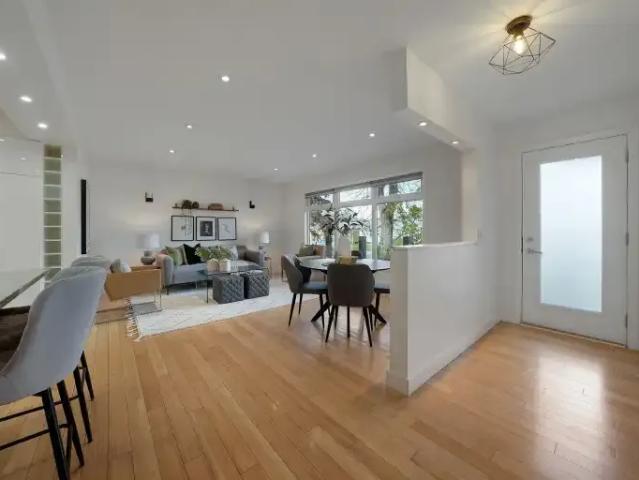 For Rent 3 Bedroom House Calgary AB DS104985961