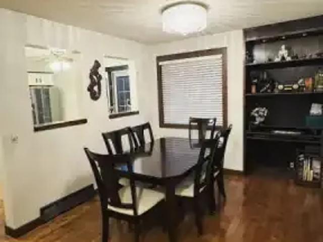 For Rent 3 Bedroom House Calgary AB DS105150060