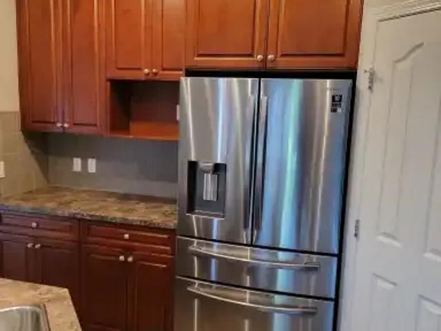 For Rent 3 Bedroom House Calgary AB DS105150653