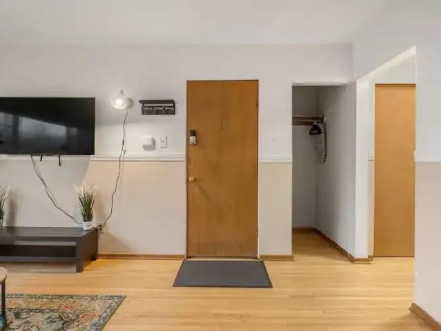 For Rent 3 Bedroom House Calgary AB DS105167278