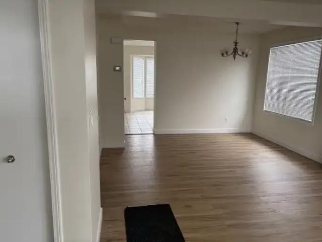 For Rent 3 Bedroom House Calgary AB DS105167387