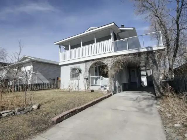 For Rent 3 Bedroom House Calgary AB DS105198393