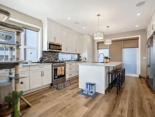 For Rent 3 Bedroom House Calgary AB DS105198642