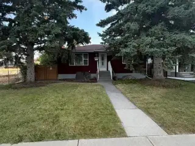 For Rent 3 Bedroom House Calgary AB DS105110866