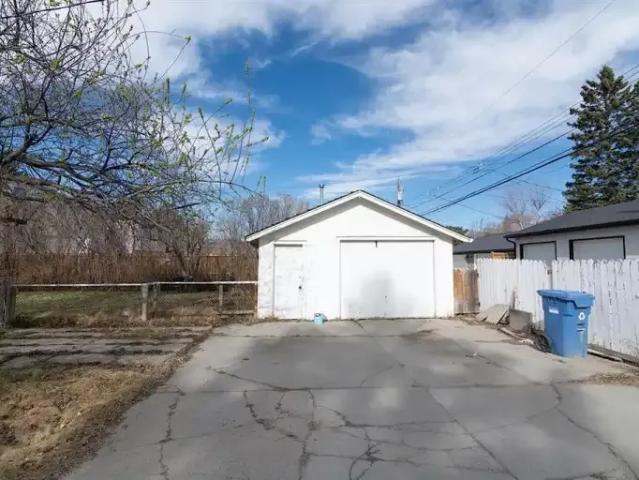 For Rent 3 Bedroom House Calgary AB DS105135534