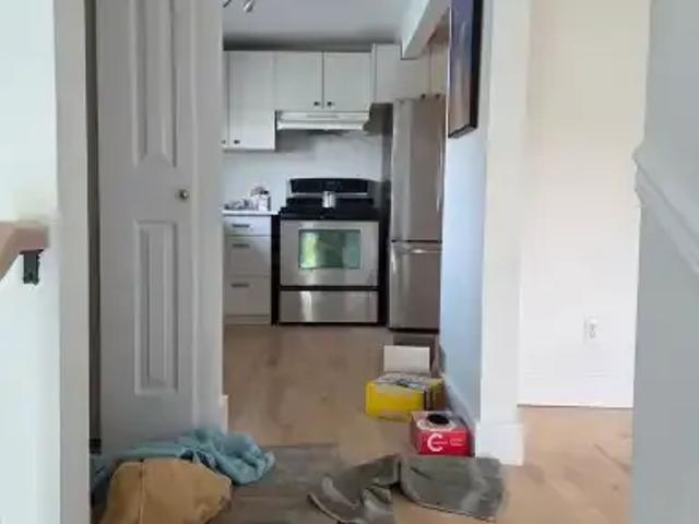 For Rent 3 Bedroom House Calgary AB DS105135623