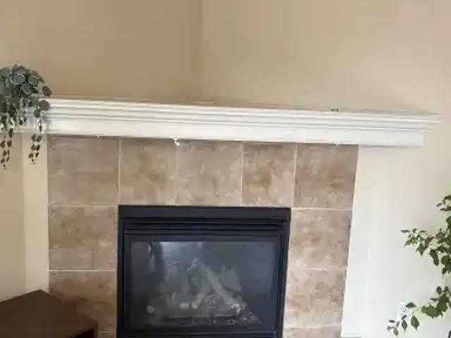 For Rent 3 Bedroom House Calgary AB DS105226563
