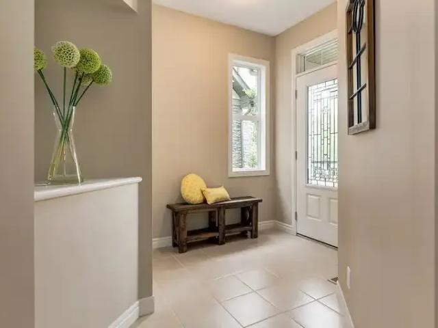 For Rent 3 Bedroom House Calgary AB DS105378158