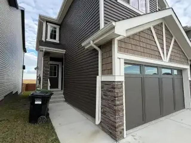 For Rent 3 Bedroom House Calgary AB DS105378233