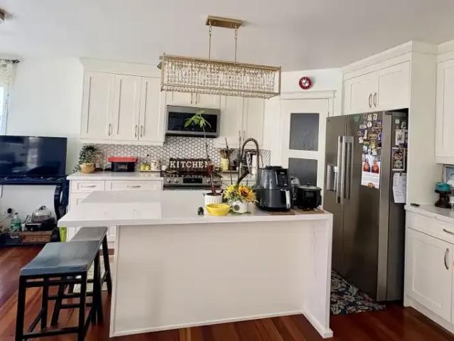 For Rent 3 Bedroom House Calgary AB DS105394829