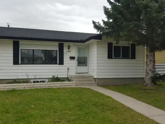 For Rent 3 Bedroom House Calgary AB DS105543351