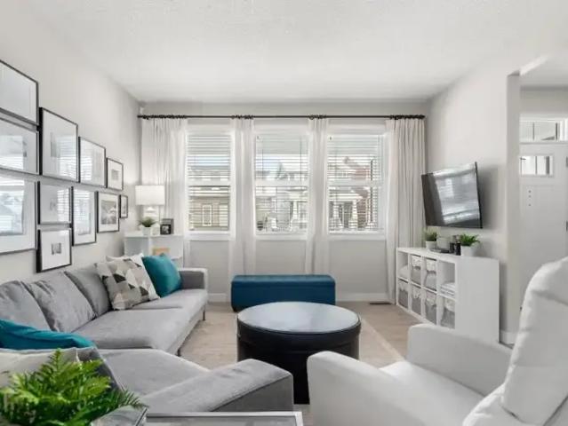 For Rent 3 Bedroom House Calgary AB DS105554476
