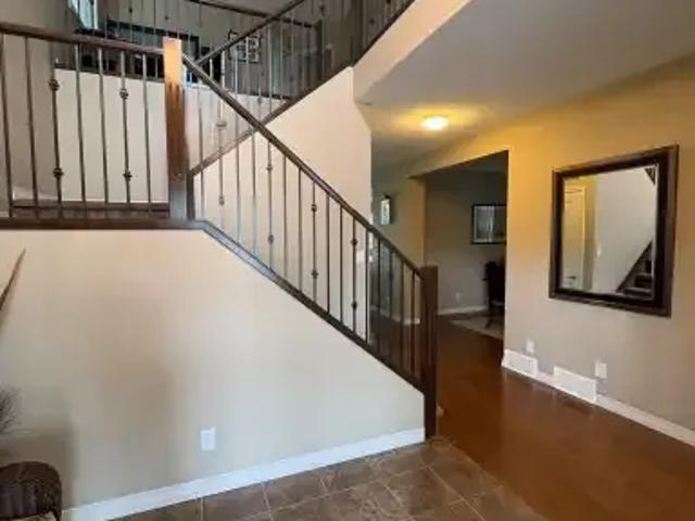 For Rent 3 Bedroom House Calgary AB DS105554478