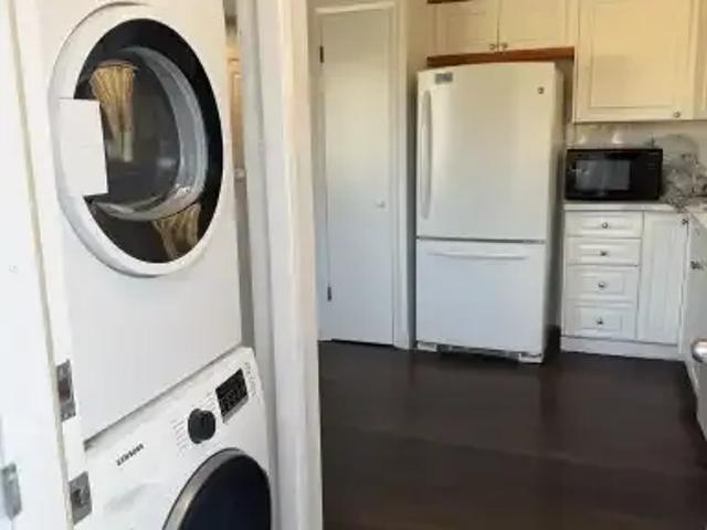 For Rent 3 Bedroom House Calgary AB DS105565523