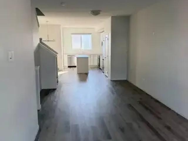 For Rent 3 Bedroom House Calgary AB DS105505750