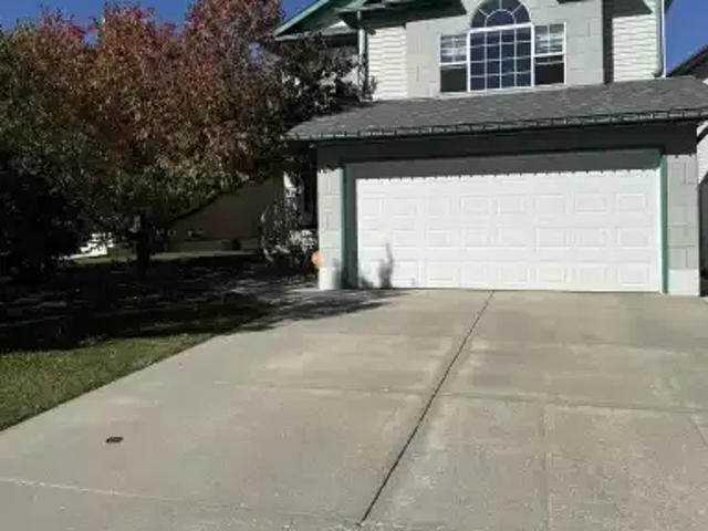 For Rent 3 Bedroom House Calgary AB DS105623720