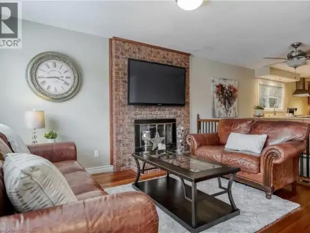 For Rent 3 Bedroom House Cambridge ON DLS105023438