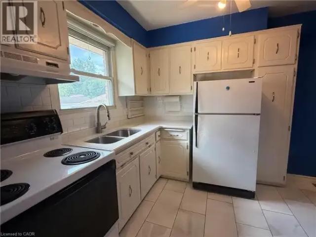 For Rent 3 Bedroom House Cambridge ON DS105226672