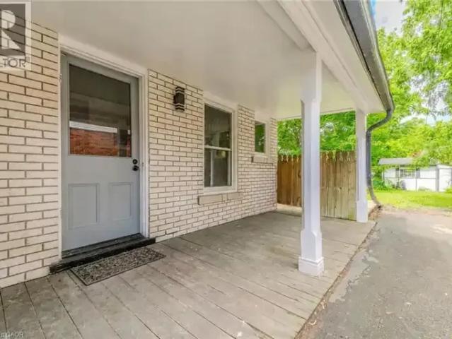 For Rent 3 Bedroom House Cambridge ON DS105420810