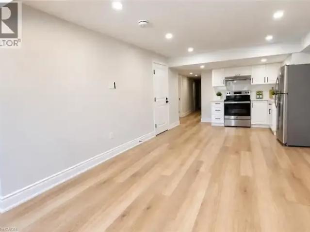 For Rent 3 Bedroom House Cambridge ON DS105486536