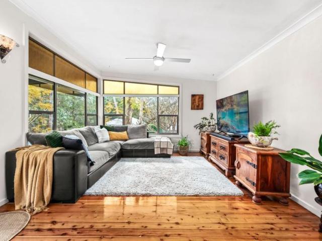 For Rent 3 Bedroom House Charlestown, NSW DS105054673