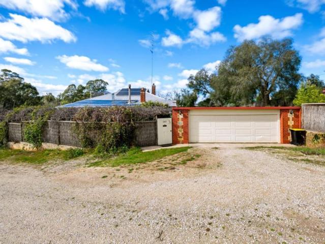 For Rent 3 Bedroom House Clare SA DS105864914